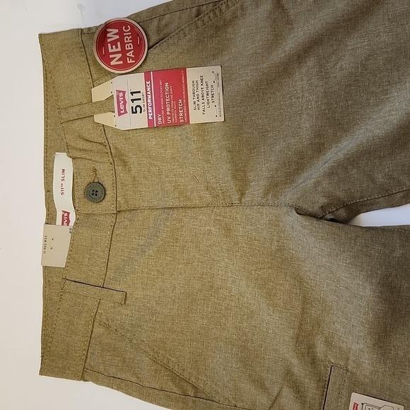 Levi's 511 Boys Size 10 Reg Slim Performance Shorts - Picture 2 of 11